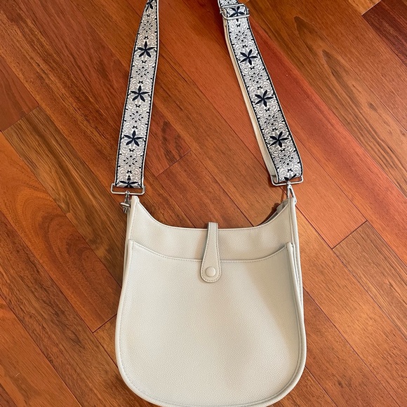 ah+dorned Vegan Leather Messenger Bag with Adjustable Guitar Strap - Picture 2 of 4